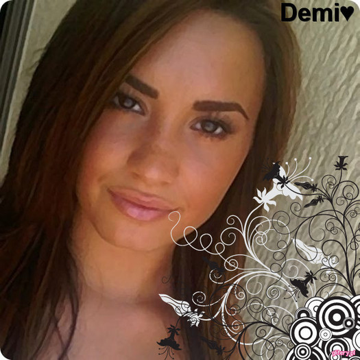 21518956_EOWWVFODH - Demi Lovato