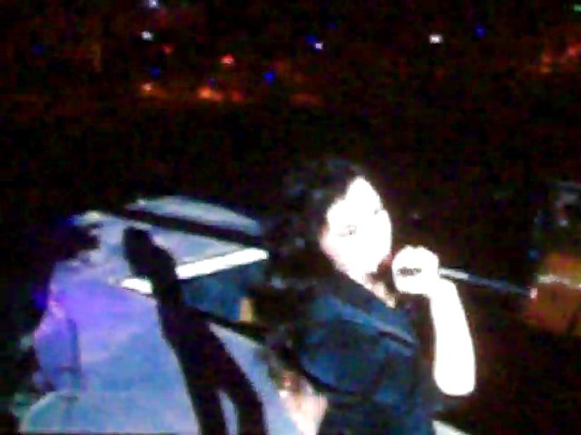 bscap0083 - demi lovato remeber december 3 7 2010