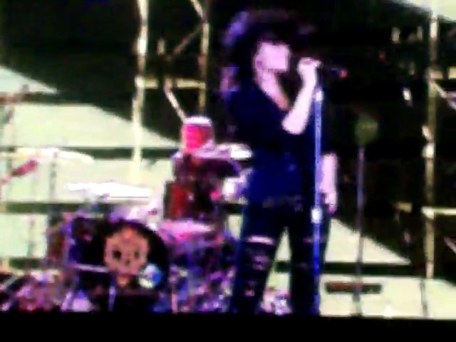 bscap0116 - demi lovato remeber december 3 7 2010