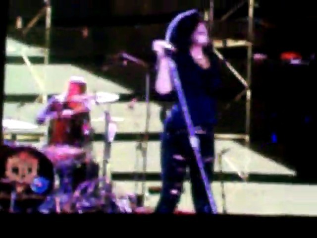 bscap0120 - demi lovato remeber december 3 7 2010