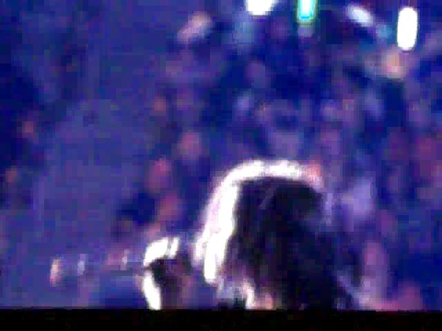 bscap0138 - demi lovato remeber december 3 7 2010
