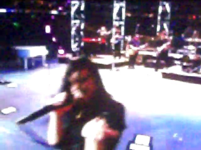bscap0141 - demi lovato remeber december 3 7 2010