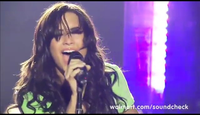 bscap0153 - demi lovato remember december wallmart