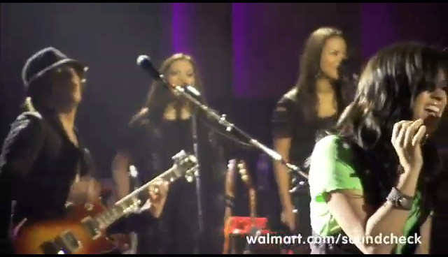 bscap0162 - demi lovato remember december wallmart