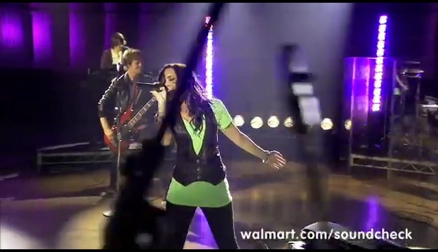 bscap0351 - demi lovato remember december wallmart