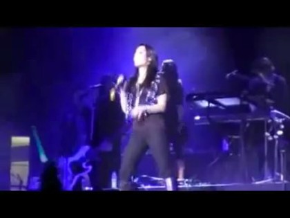 bscap0060 - demi lovato here we go again 13 6 2009