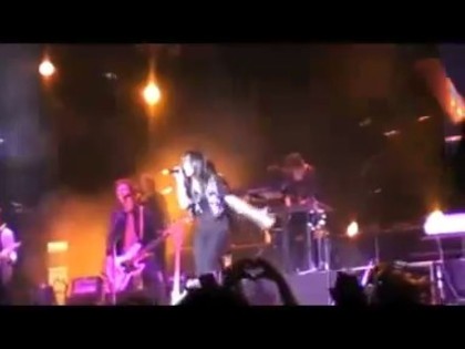 bscap0157 - demi lovato here we go again 13 6 2009