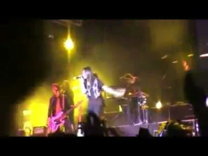 bscap0159 - demi lovato here we go again 13 6 2009