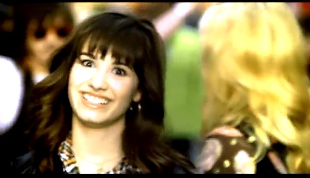 bscap0423 - demi lovato la la land music video
