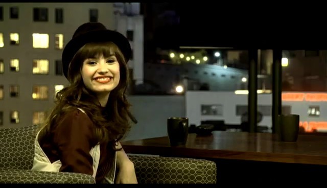 bscap0451 - demi lovato la la land music video