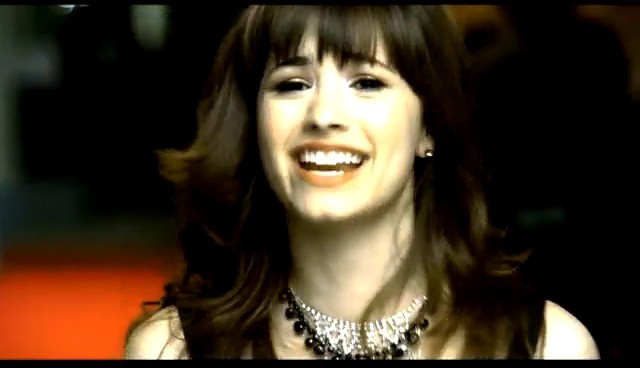 bscap0311 - demi lovato la la land music video