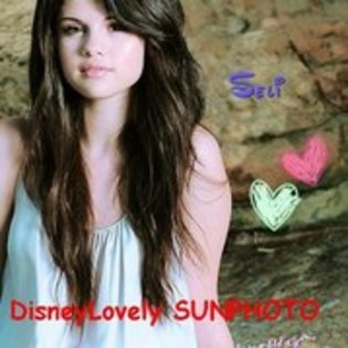 Selena heart
