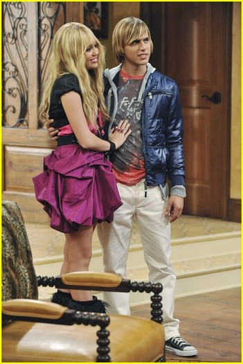 jake si miley - MILEY CYRUS-HANNAH MONTANA -4 EVER