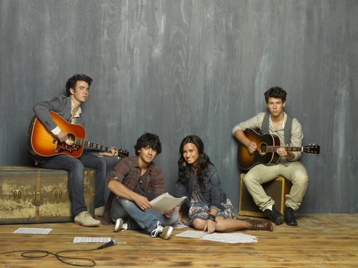 hhdsfhg - jonas brothers