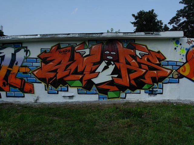 DSCN6637 - graffiti