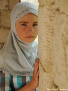 ADI_9352_by_F_C_resized_resize