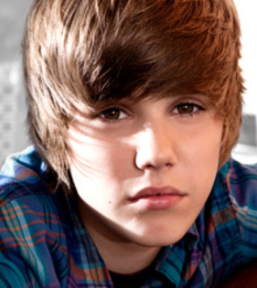 justin-bieber-poze-noi-idol08 - Justin Bieber
