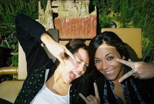 l_ddec6d686c7d7fe25c1570efb6ee8faa - Cateva poze cu Miley Cyrus