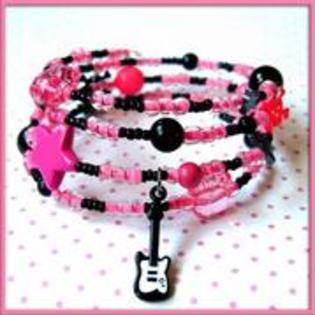 10297936_LUCUZGKET - accesori emo