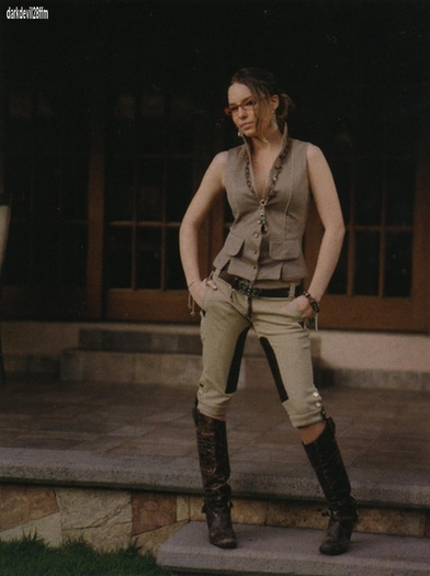 Belinda_Huevo2007April_06