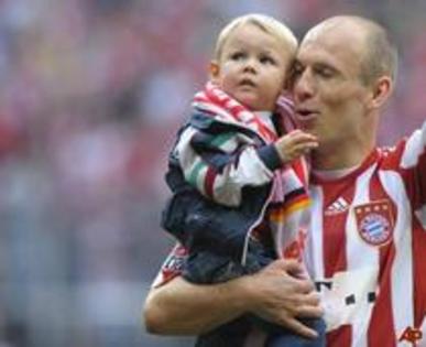 Robben si bebe - Arjen Robben si bebe