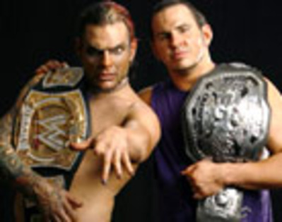 JALFDMODGTGMHUIJMIR - Jeff Hardy-Love