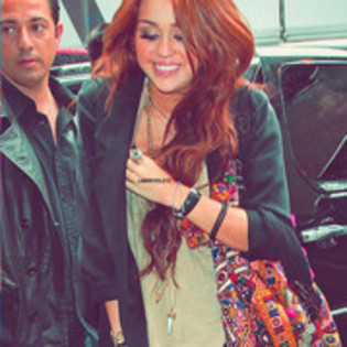 22189801_GGLXLOJKK - catev apoze cu miley