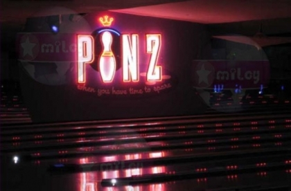 normal_pinz! - Bowling night at Pinz  February 2009-00