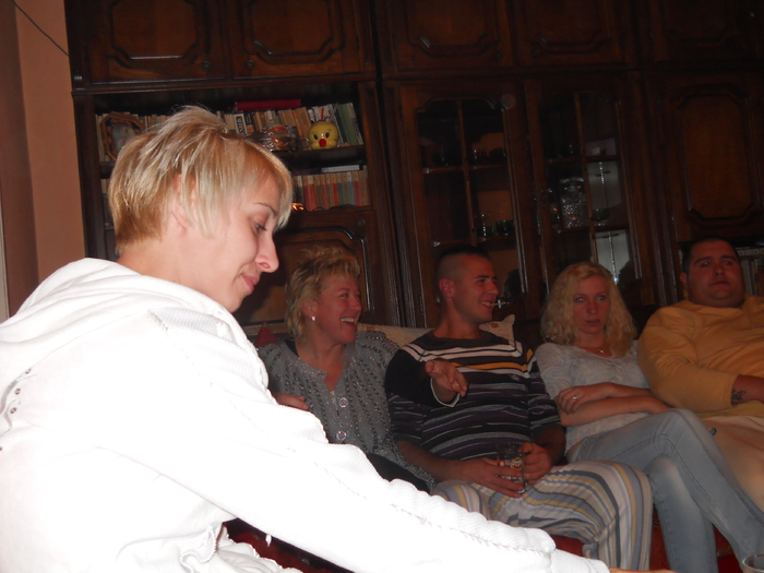 unii concentrati,altii distrati