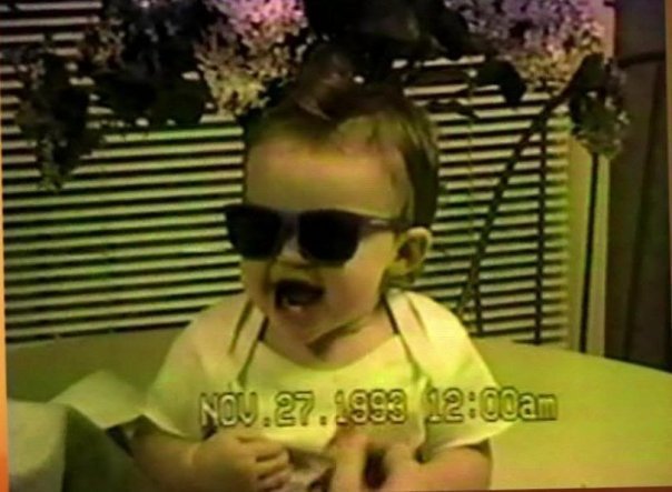 21560_102039933163256_100000717505679_59563_8336164_n - Poze Miley Ray