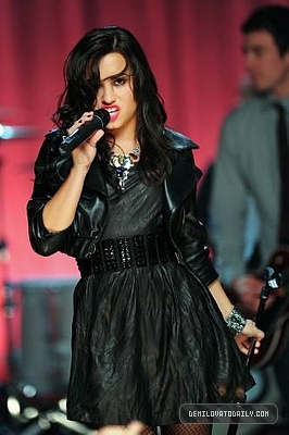 normal_175 - Here We Go Again On the Set