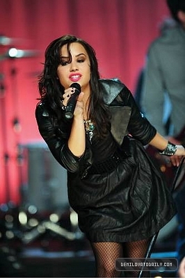 normal_177 - Here We Go Again On the Set