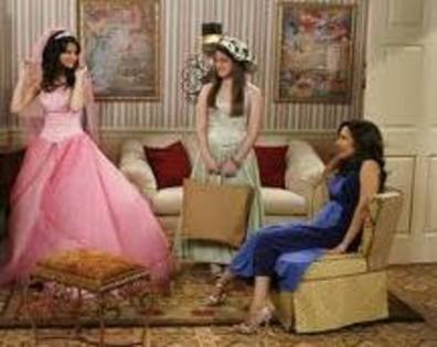 images[3] - Magicienii din Waverly Place