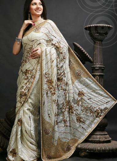 77181 - Saree