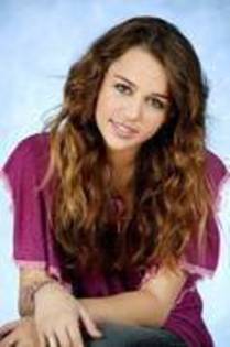 TLUQGONBPUDCKZRBCTV - MILEY CYRUS