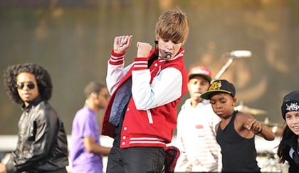  - VMA Rehearsals Outside The Nokia Theater- Los Angeles CA September 10th