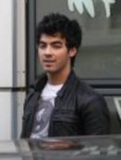 12845611_GXUUJRCGS - 0-jonas brothers00