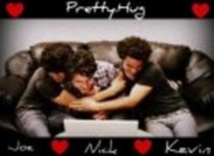 12845643_IPEODOVAT - 0-jonas brothers00