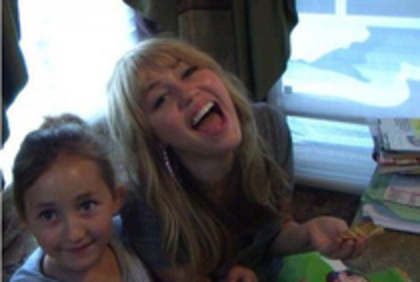 OSNMBUQEBKOXUHXGUKK - Miley Cyrus