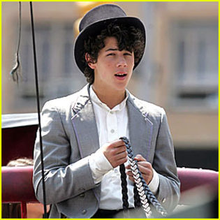 Nick-Jonas - Scoala de distractie