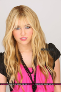 21861067_EPNUXWXFG - Hannah Montana forever