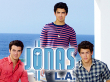 21862545_RMZCLUOUC - Jonas in Los Angeles