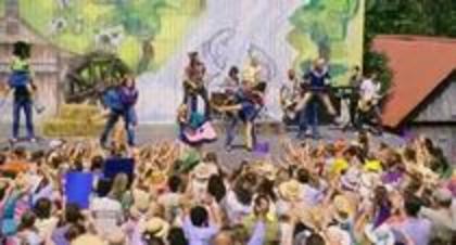 AACXPBCVGMPTQXUNJDN - Hannah Montana the Movie