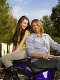 20083434_RYOHDJVTR - 0-miley cyrus