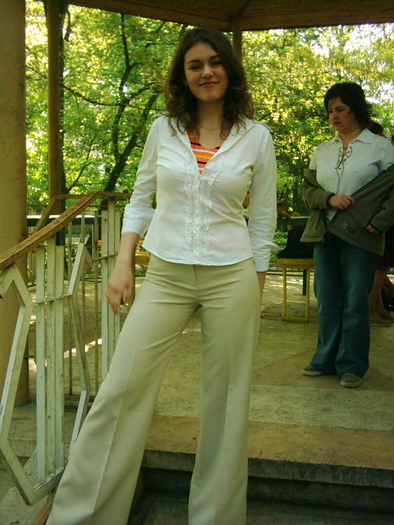 DSCI0133 - 2004-04 Aprilie