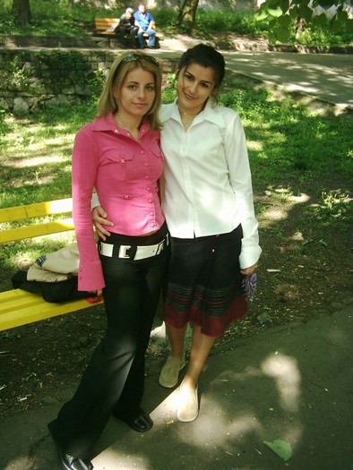 DSCI0141 - 2004-04 Aprilie