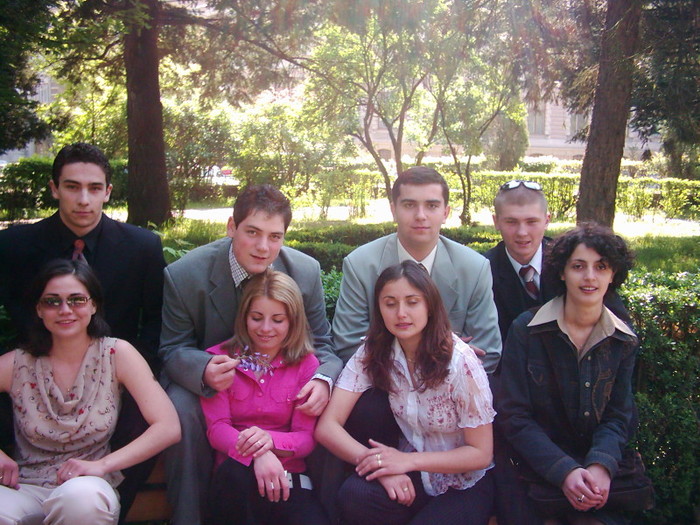 DSCI0152 - 2004-04 Aprilie