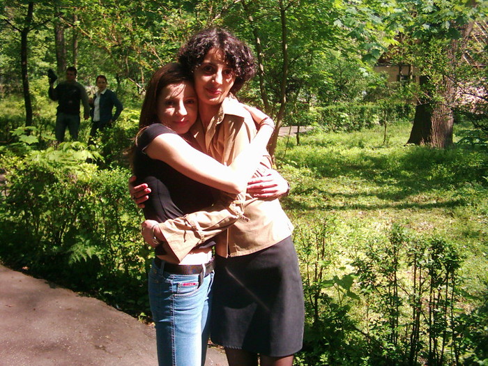 DSCI0160 - 2004-04 Aprilie