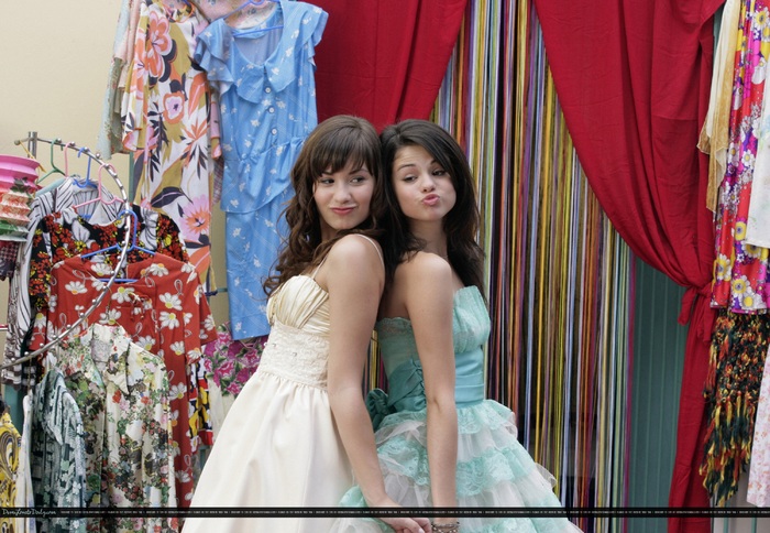 001 - Princess Protection Program 2009 Stills