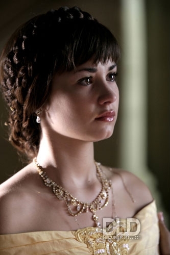 003 - Princess Protection Program 2009 Stills